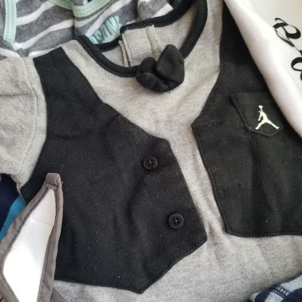 Baby boy 15 pc bundle - Picture 4 of 9